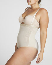 Load image into Gallery viewer, Luna Ultra