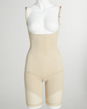 Load image into Gallery viewer, Vixen