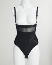 Load image into Gallery viewer, Luna